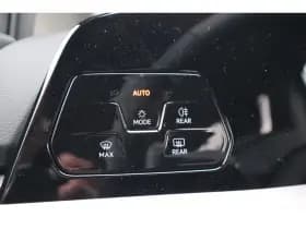 Volkswagen Golf thumbnail 15