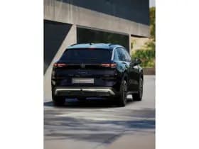Volkswagen T-Roc thumbnail 5