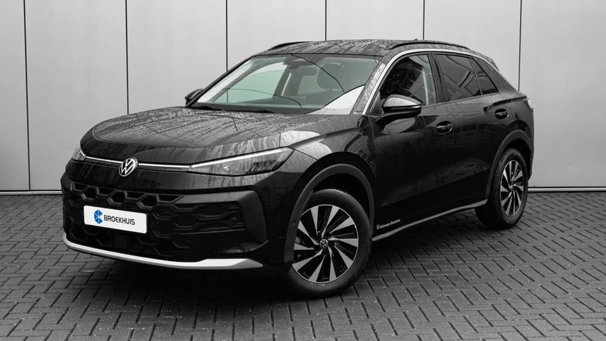 Volkswagen T-Roc — foto 1