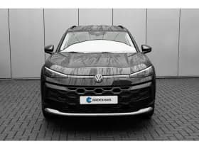Volkswagen T-Roc thumbnail 3