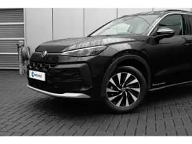 Volkswagen T-Roc thumbnail 6