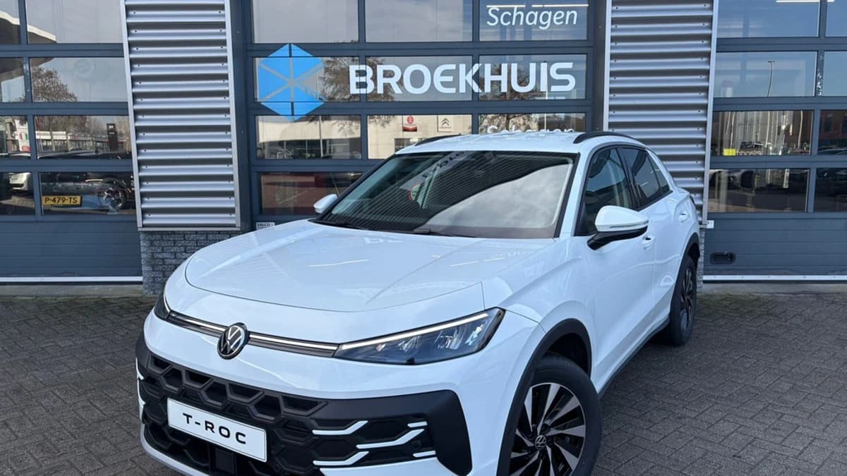 Volkswagen T-Roc — foto 1