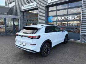 Volkswagen T-Roc thumbnail 7