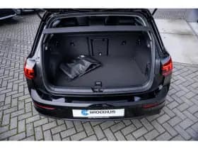 Volkswagen Golf thumbnail 10