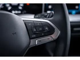 Volkswagen Golf thumbnail 20