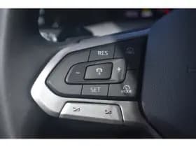 Volkswagen Golf thumbnail 15