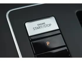 Volkswagen Golf thumbnail 33