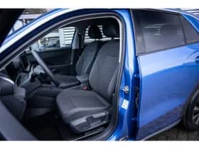 Volkswagen T-Roc thumbnail 8