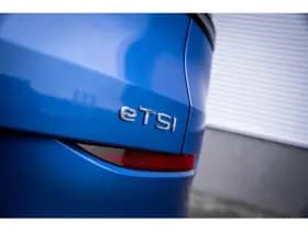 Volkswagen T-Roc thumbnail 13