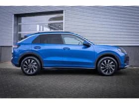 Volkswagen T-Roc thumbnail 16
