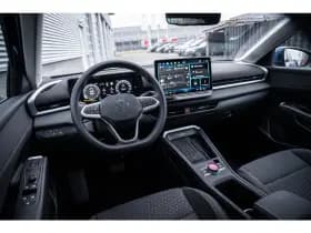 Volkswagen T-Roc thumbnail 26