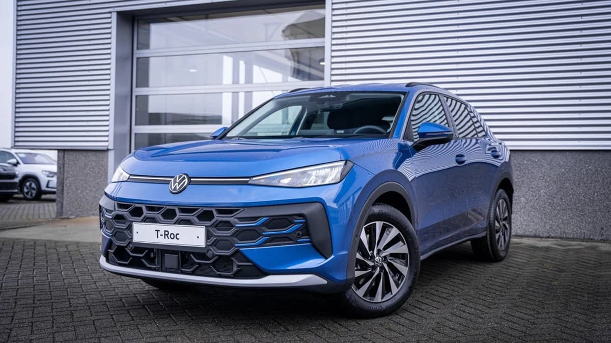 Volkswagen T-Roc — foto 1