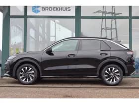 Volkswagen T-Roc thumbnail 2