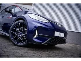Volkswagen ID.3 thumbnail 3