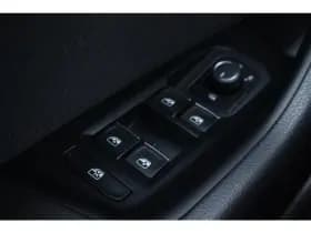 Volkswagen Passat thumbnail 18