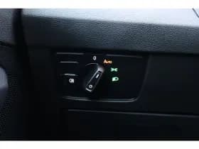 Volkswagen Passat thumbnail 19