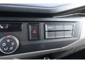 Volkswagen Transporter thumbnail 22