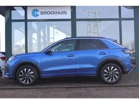 Volkswagen T-Roc thumbnail 2