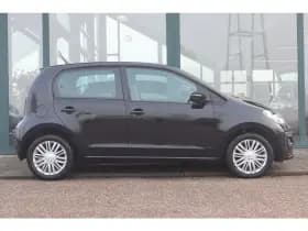 Volkswagen Up! thumbnail 8