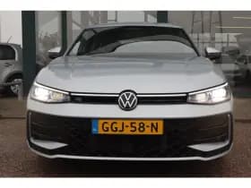 Volkswagen Passat thumbnail 11