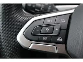 Volkswagen Passat thumbnail 17