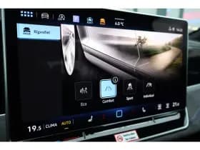 Volkswagen Passat thumbnail 25