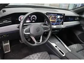 Volkswagen Passat thumbnail 4