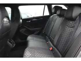Volkswagen Passat thumbnail 32