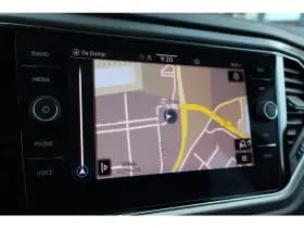 Volkswagen T-Roc thumbnail 18