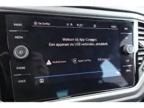 Volkswagen T-Roc thumbnail 20