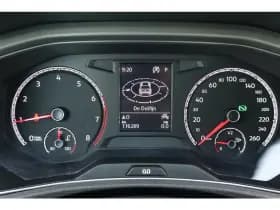 Volkswagen T-Roc thumbnail 7