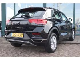 Volkswagen T-Roc thumbnail 8