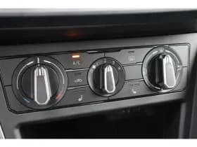 Volkswagen Polo thumbnail 21