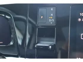 Volkswagen Multivan thumbnail 23