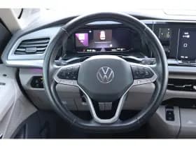 Volkswagen Multivan thumbnail 6