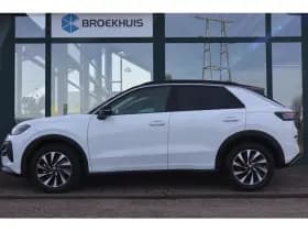 Volkswagen T-Roc thumbnail 2