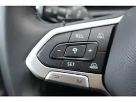 Volkswagen T-Roc thumbnail 15