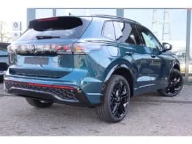 Volkswagen Tiguan thumbnail 4