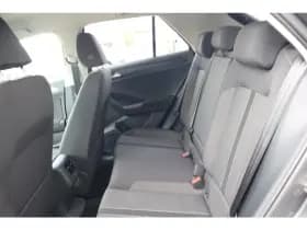 Volkswagen T-Roc thumbnail 14