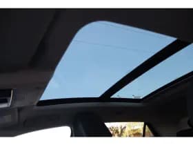 Volkswagen T-Roc thumbnail 13