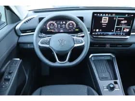 Volkswagen T-Roc thumbnail 5