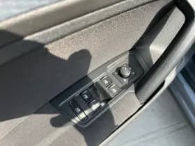 Volkswagen Tiguan thumbnail 13