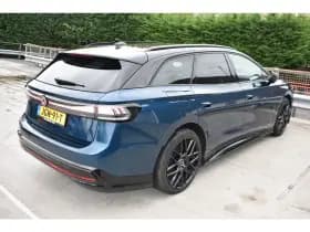 Volkswagen ID.7 thumbnail 5