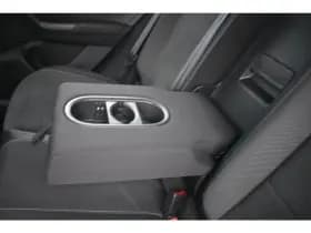 Volkswagen T-Roc thumbnail 13