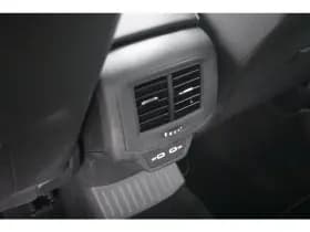 Volkswagen T-Roc thumbnail 14