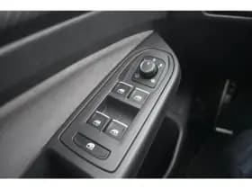 Volkswagen Golf thumbnail 14