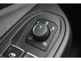 Volkswagen Golf thumbnail 15