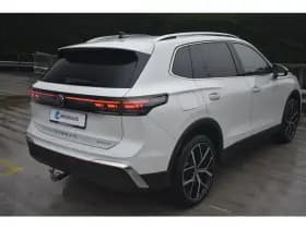 Volkswagen Tiguan thumbnail 4