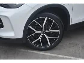 Volkswagen Tiguan thumbnail 5