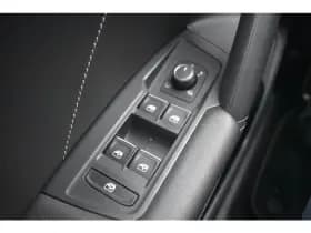 Volkswagen Tiguan thumbnail 16